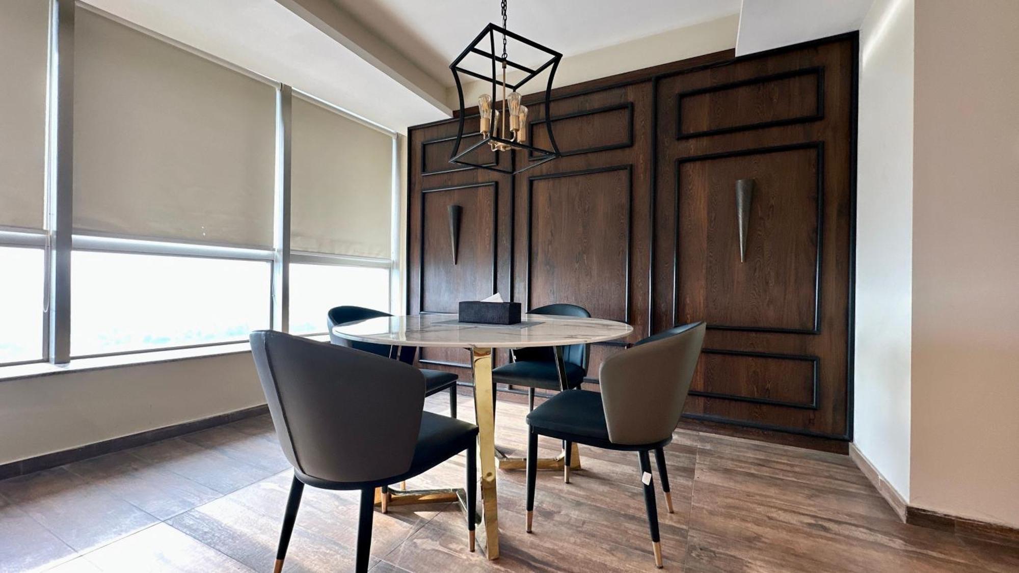 Centaurus Three Bed City View Islamabad Exteriör bild