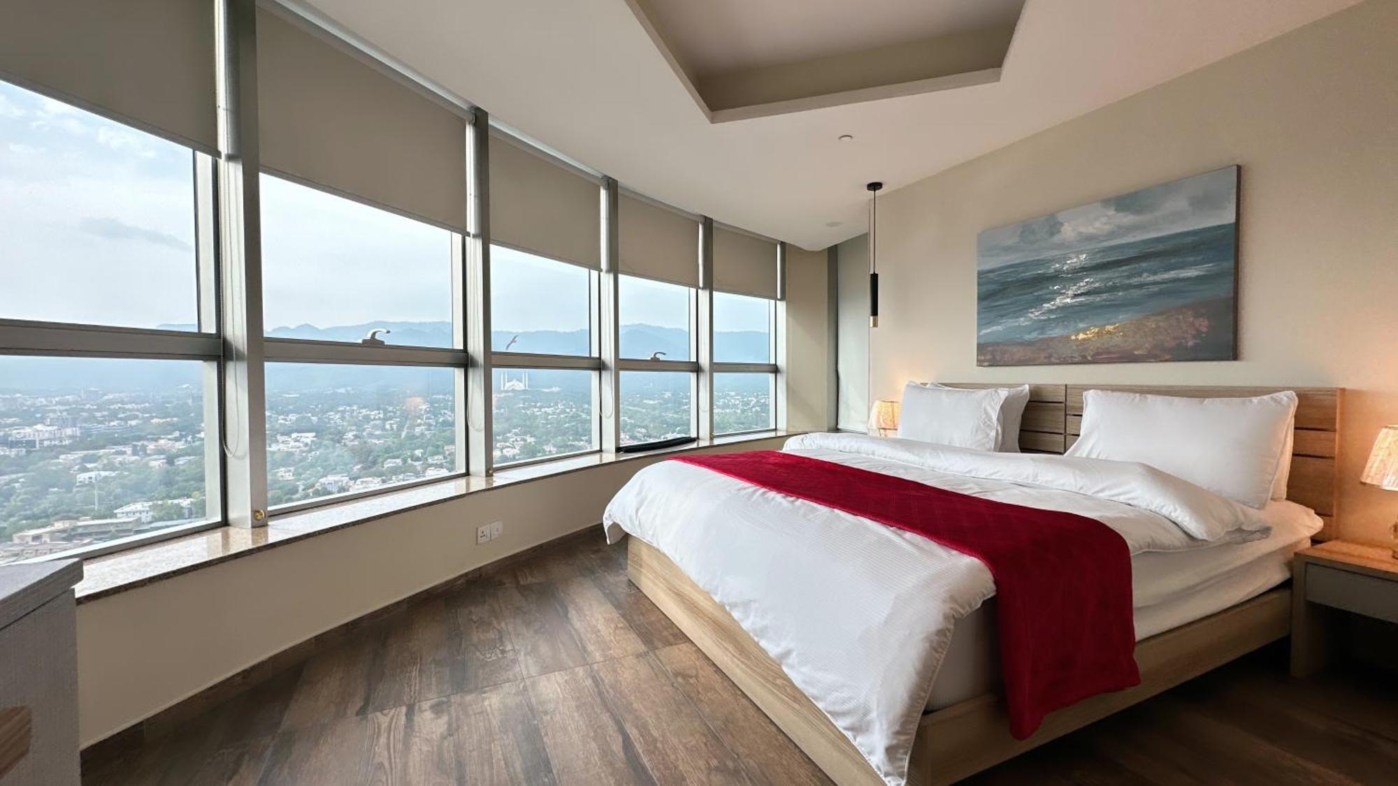 Centaurus Three Bed City View Islamabad Exteriör bild